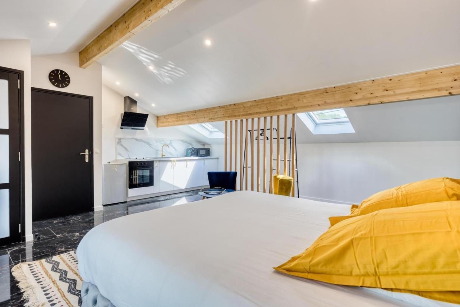 Studio 1 Coubron Екстер'єр фото