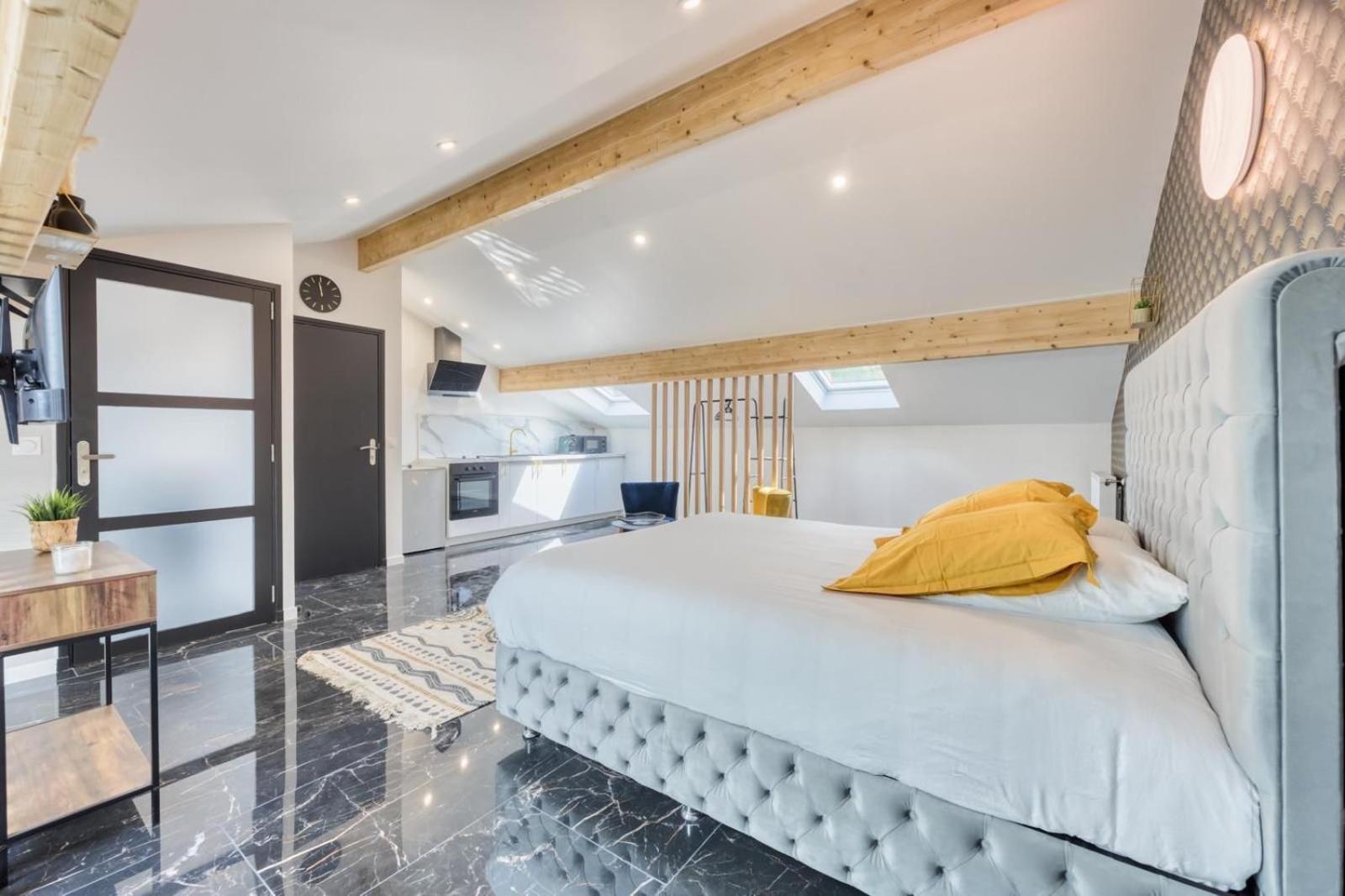 Studio 1 Coubron Екстер'єр фото